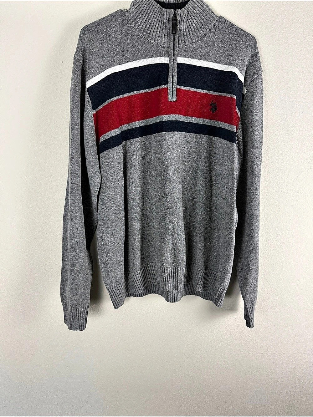 U.S. Polo Assn. Quarter-Zip Pullover. Color Block Sweater Gray & Red XL